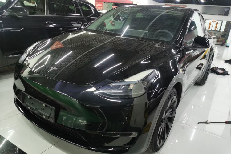 Used Tesla Model Y 2022 Long-Range All-Wheel-Drive Version