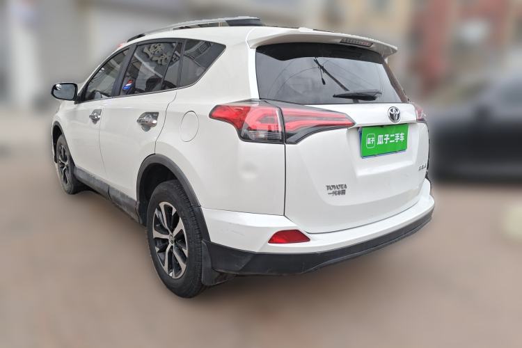 Used Toyota RAV4 2016 2.0L CVT Two-Wheel Drive Comfort Edition China V Standard

