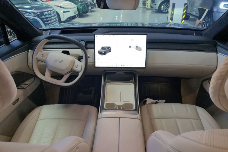 Used ONVO Luxeed L90 2025 Model—Max Six-Seater Version