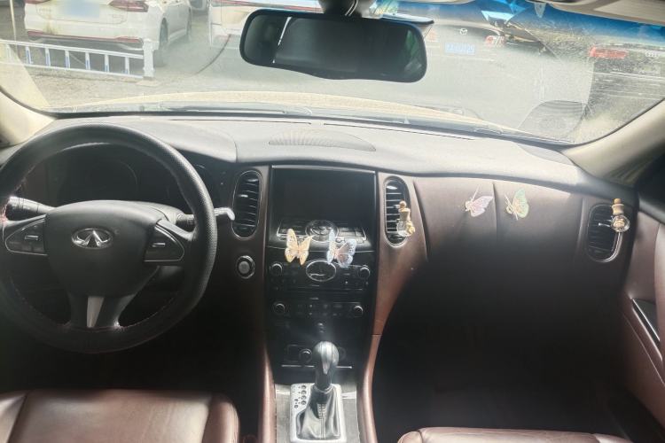 Used Infiniti QX50 2015 2.5L Enjoyment Edition Interior 2