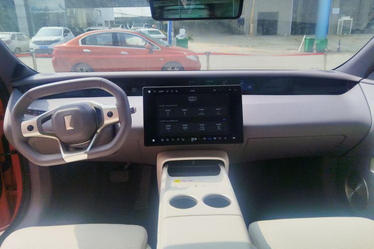 Used Avatr 06 2025 Pro Range-Extended Edition Center Console