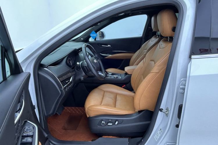 Used Cadillac XT4 2021 28T Four-Wheel Drive Platinum Edition
