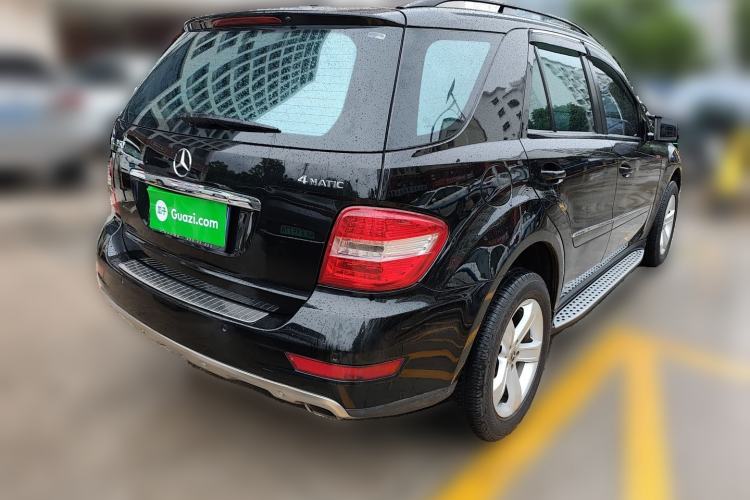 Used Mercedes-Benz M-Class 2010 ML 300 4MATIC