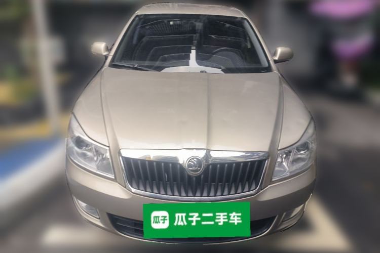 Used Skoda Octavia 2014 1.6L Manual Eado Edition