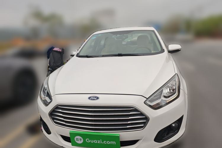 Used Ford Escort 2015 1.5L Automatic Comfort Edition
