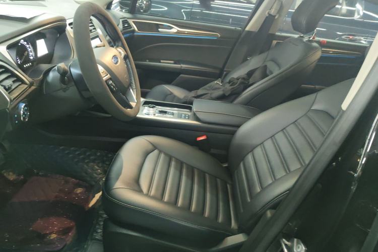 Used Ford Mondeo 2020 EcoBoost 180 Stylish Model Interior 3