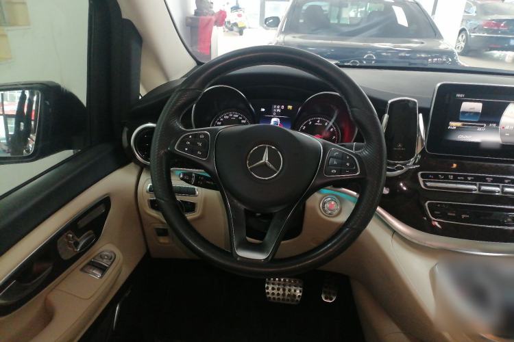 Used Mercedes-Benz V-Class 2018 V 260 L Prestige Extended Version China VI