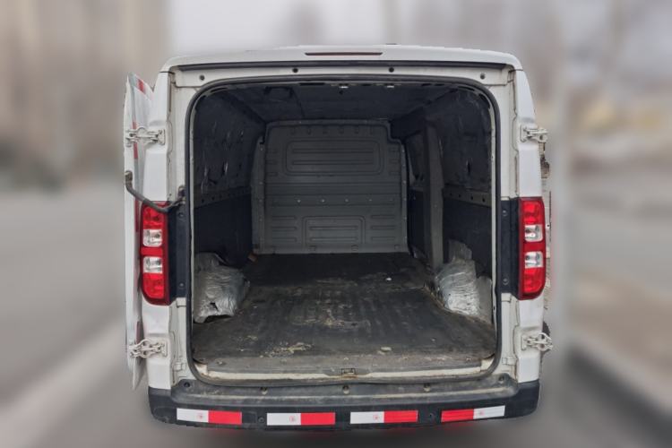 Used Wuling Yangguang 2024 300km Range Practical Window-Sealed Version 60kW
