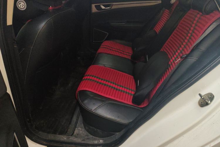 Used Geely Auto Emgrand GL 2018 1.8L DCT Elite Smart Connectivity Version Left Rear Seat