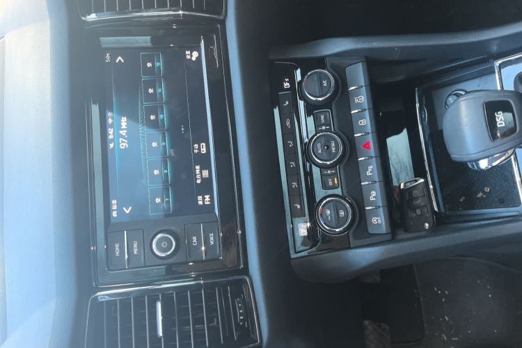 Used Skoda Kodiaq 2019 Facelifted TSI330 5-Seater Two-Wheel-Drive Luxury Enjoyment Edition China VI Standard