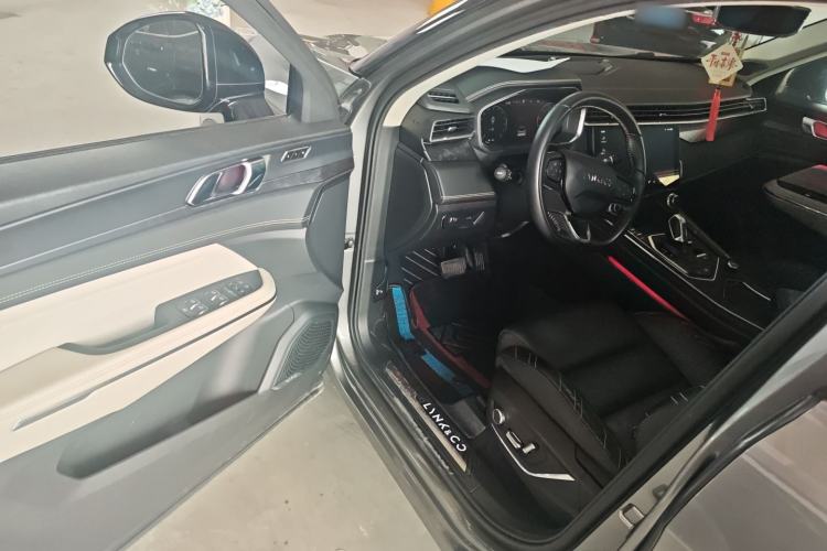 Used Lynk & Co 05 2020 2.0TD Two-Wheel Drive Shine Halo Driver Seat