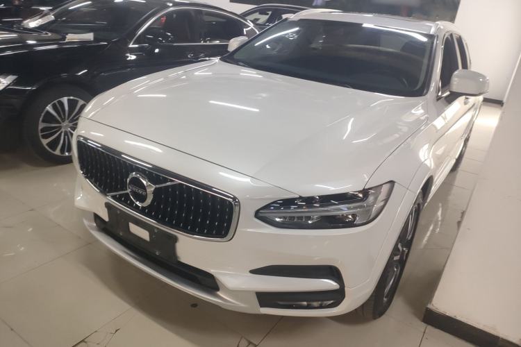 Used Volvo V90 2020 Facelifted Cross Country T5 AWD Zhiyuan Edition