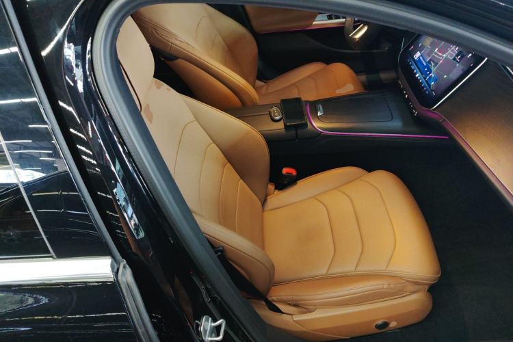 Used Mercedes-Benz E-Class 2024 E 300 L Fashion Sport Model
