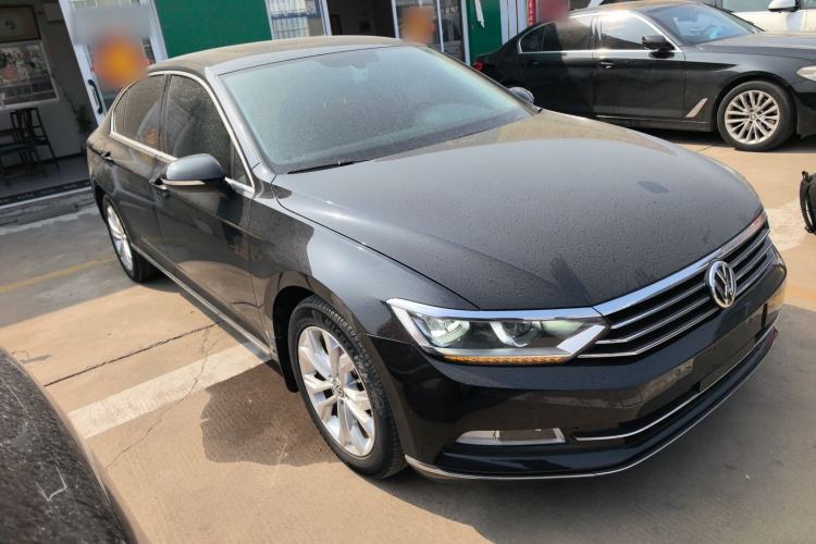 Used Volkswagen Magotan 2018 Facelift 330TSI DSG Luxury Model
