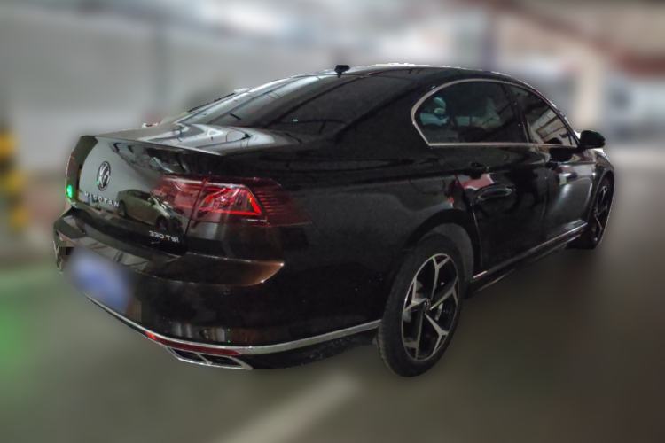 Used Volkswagen Magotan 2023 2 Million Units Limited Edition 330TSI DSG Leading Version