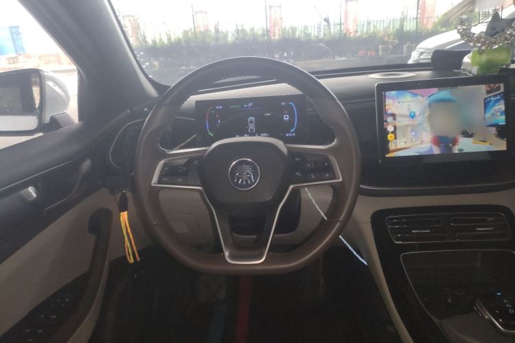 Used BYD Qin PLUS 2024 HONOR Edition DM-i 120KM Leading Model Steering Wheel