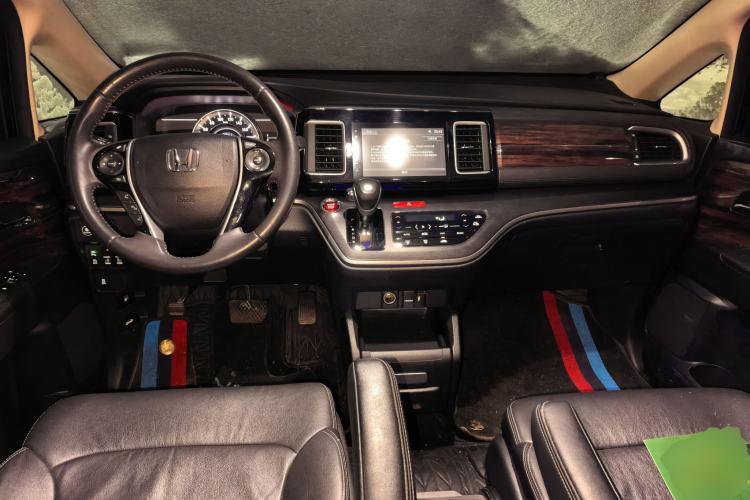 Used Honda Elysion 2016 2.4L Style Edition
