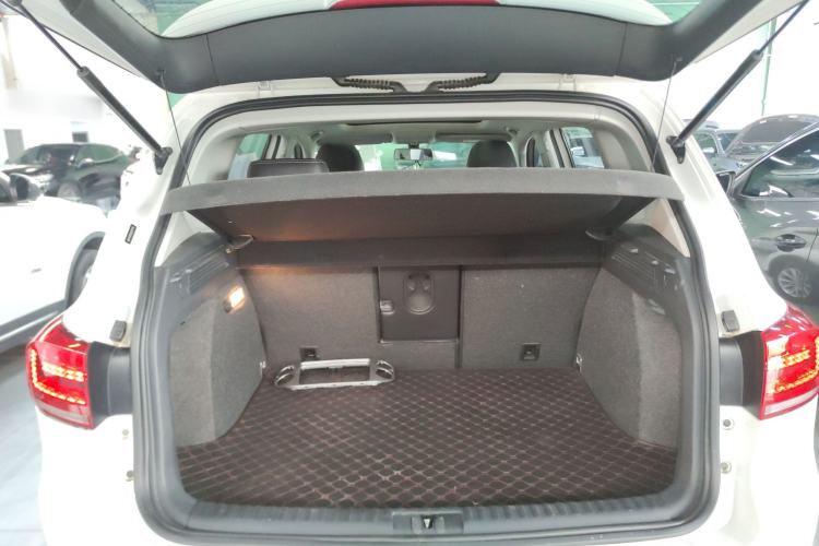 Used Volkswagen Tiguan L 2017 300TSI Automatic Two-Wheel Drive Silk Road Comfort Edition