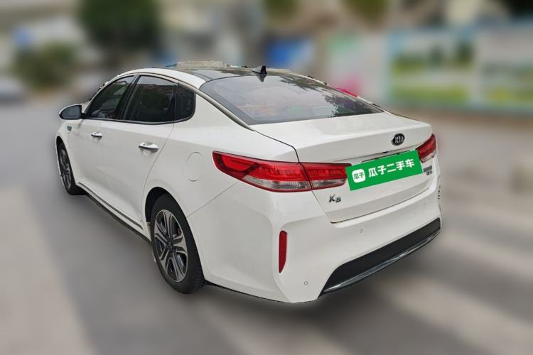Used Kia K5 New Energy 2018 2.0L ZhiZun Edition
