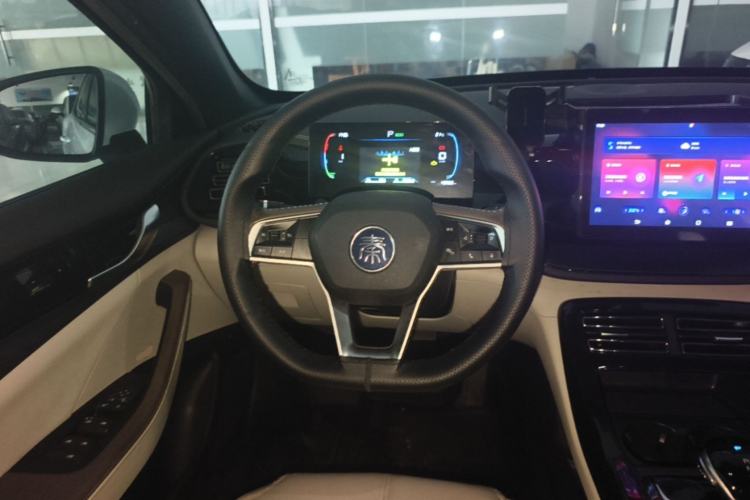 Used BYD Qin PLUS 2023 Champion Edition DM-i 55KM Leading Model