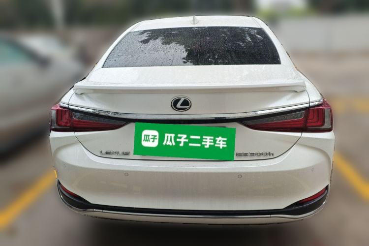 Used Lexus ES 2022 300h Excellence Edition