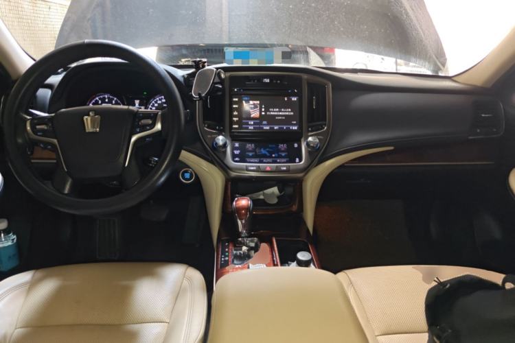 Used Toyota Crown 2015 2.0T Fashion Edition
