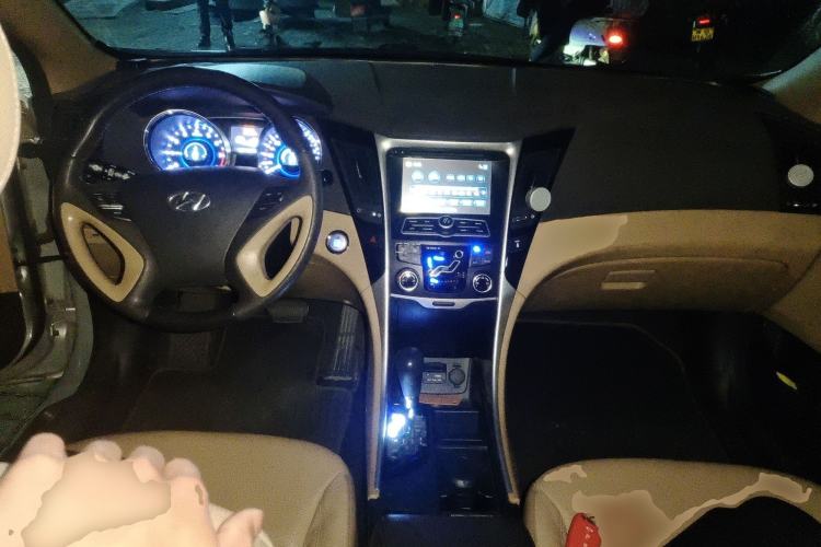 Used Hyundai Sonata 2011 2.0L Automatic Luxury Edition