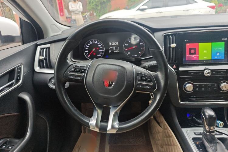 Used Roewe i6 2017 16T Automatic Flagship Edition
