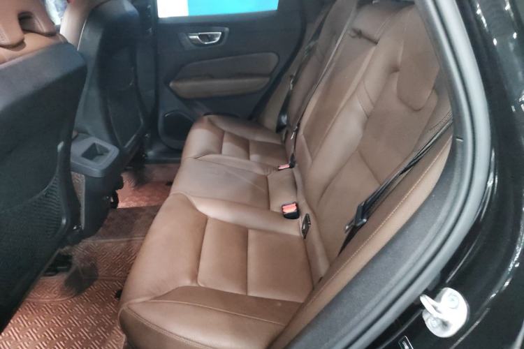 Used Volvo XC60 2023 B5 4x4 Smart Luxury Edition Left Rear Seat