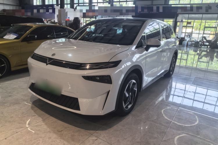 Used Venucia VX6 2023 520 Pro