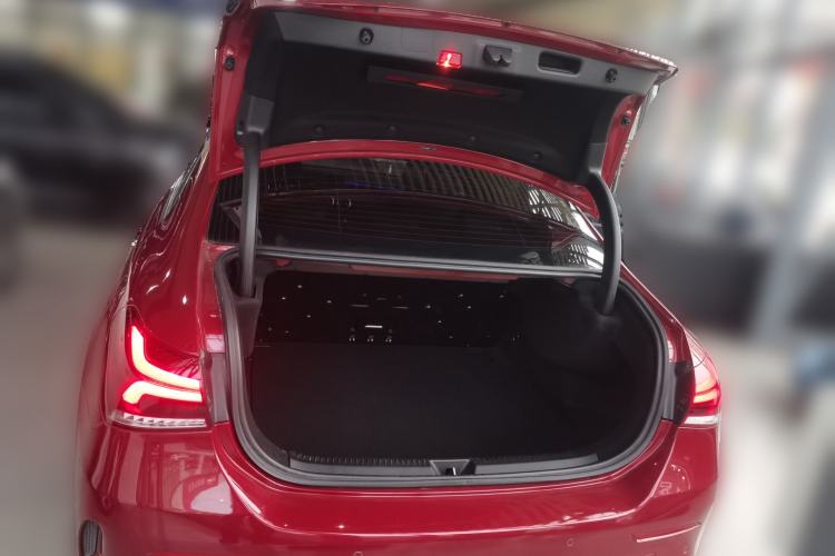 Used Mercedes-Benz A-Class 2020 Restyled A 200 L Sport Sedan Fashion Version Trunk