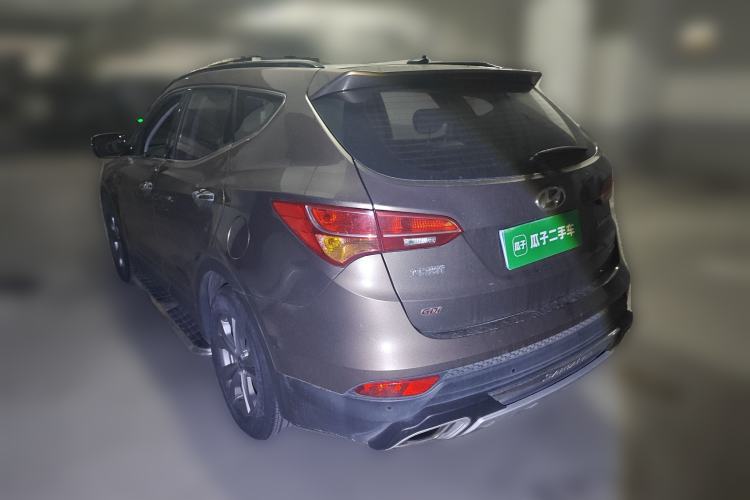 Used Hyundai Santa Fe 2013 2.4L Automatic 4x4 Prestige Edition
