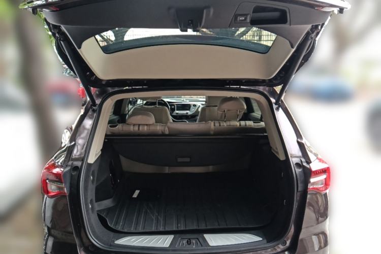 Used Buick Envision 2020 20T Two-Wheel Drive Leading Version Trunk