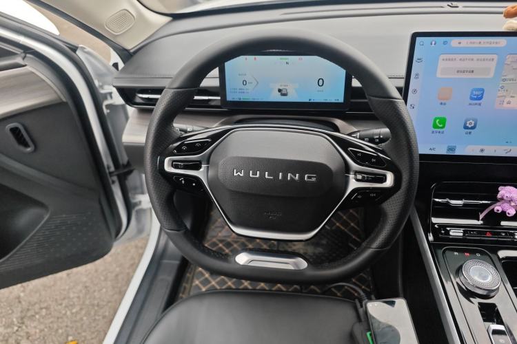 Used Wuling Xingguang 2023 150 Advanced Edition
