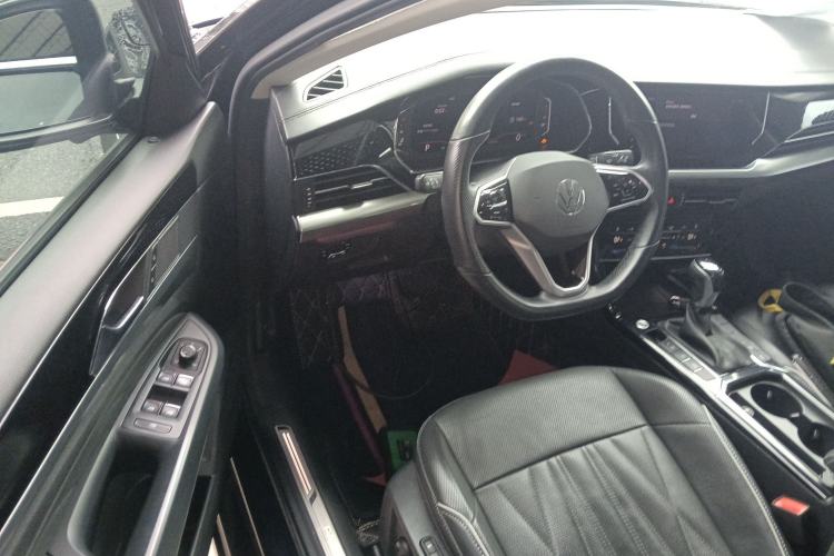 Used Volkswagen Passat 2023 330TSI Luxury Edition
