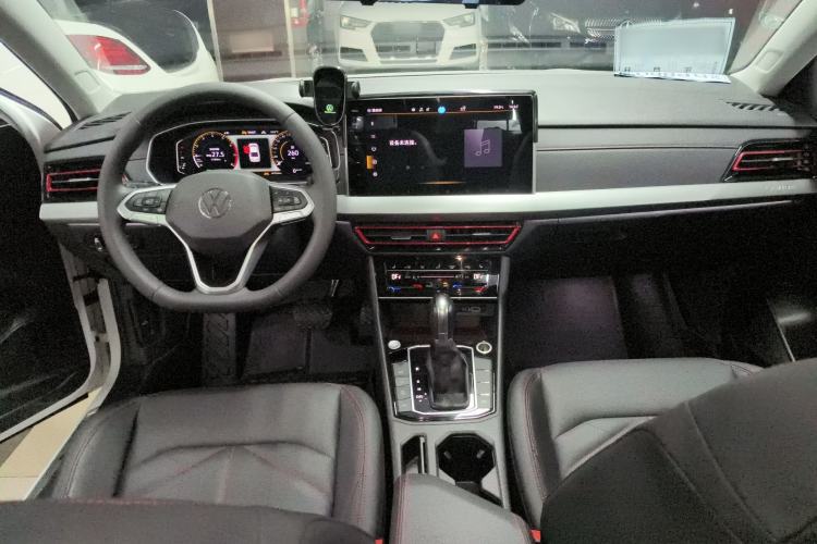 Used Volkswagen Lavida 2024 300TSI DSG Starry Sky Leading Edition Center Console