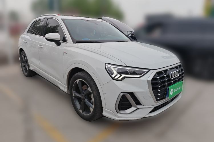 Used Audi Q3 2022 35 TFSI Fashion Dynamic Model Front Right 45 Deg