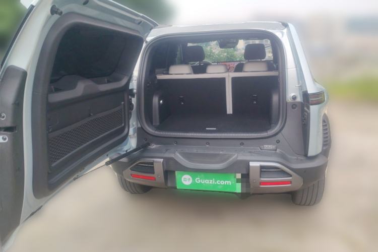 Used Formula Leopard Titanium 3 2025 501KM All-Wheel Drive Intelligent Driving Ultra Version
