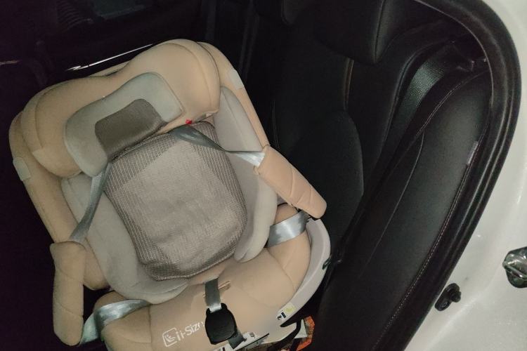 Used Toyota Camry 2019 2.5G Luxury Edition China VI Standard Left Rear Seat