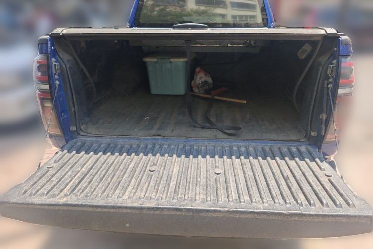 Used Great Wall Poer 2021 2.0T Global Version Automatic Diesel 4x4 Comfort Trim Standard Box GW4D20M
