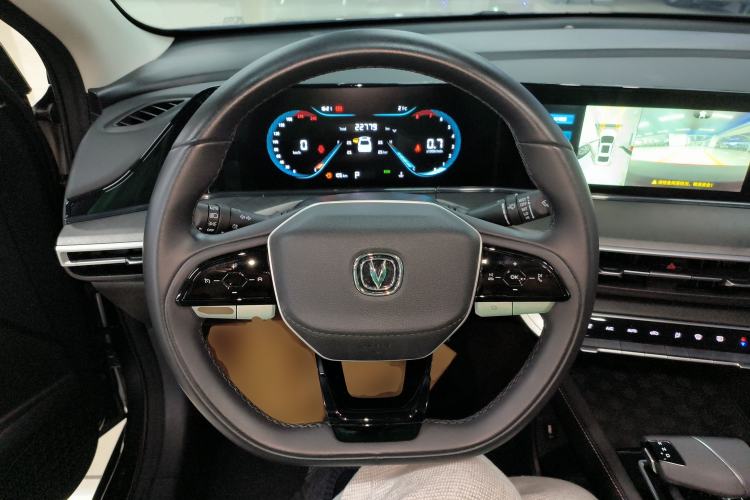 Used CHANGAN Eado 2023 Changan Edition PLUS Blue Whale NE 1.4T GDI DCT Prestige Version Steering Wheel