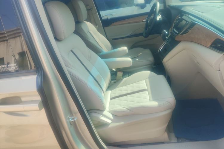 Used Buick GL8 2018 ES 28T Comfort Model China VI Standard