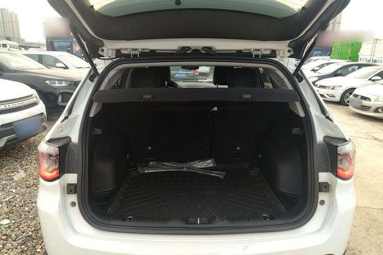 Used Jeep Compass 2019 220T Automatic Enjoyment Version Trunk