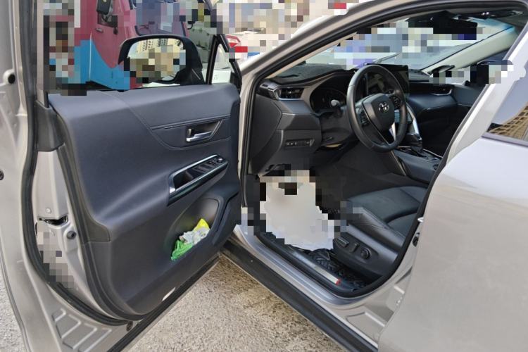 Used Toyota Venza 2022 Dual-Engine 2.5L CVT Two-Wheel Drive Prestige Edition Driver Seat