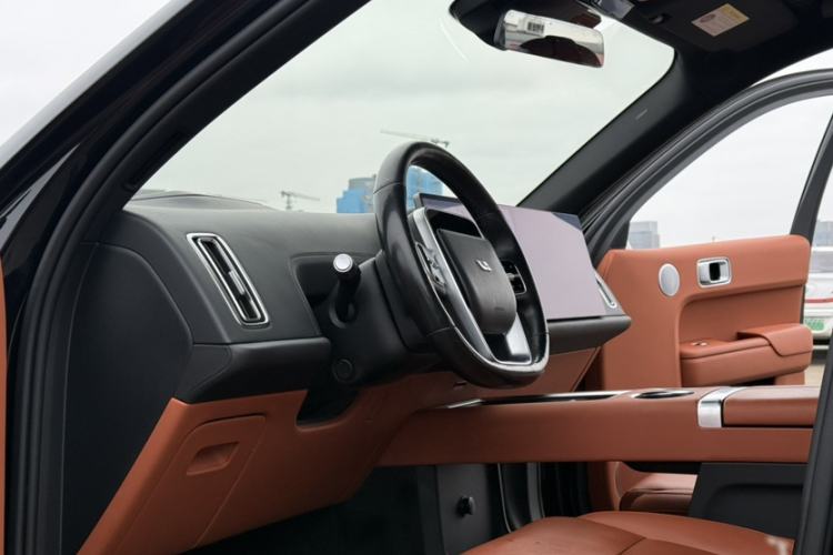 Used Li Auto L8 2023 Pro Model
