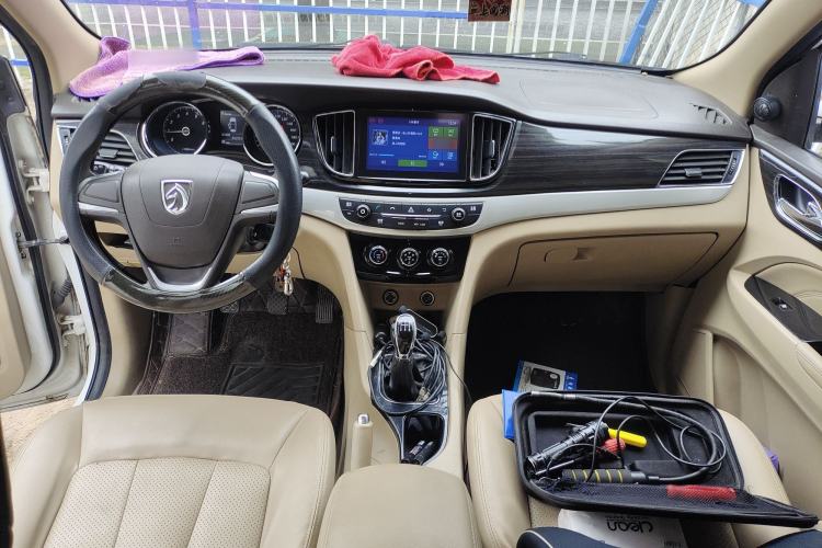 Used Baojun 730 2016 1.5L Manual Comfort Version 7 Seats China V Emission Standard