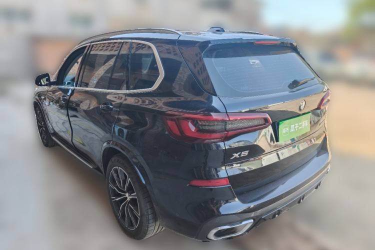 Used BMW X5 2022 Restyled xDrive 30Li Luxury Version M Sport Package