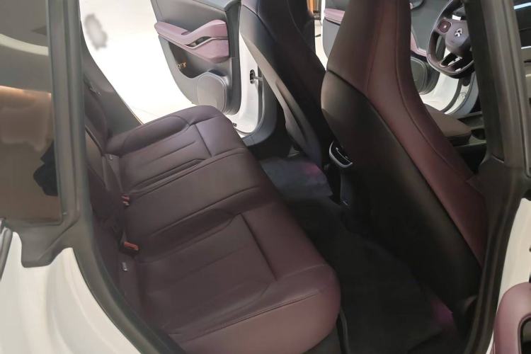 Used Nio ET5 2022 75 kWh Interior 3