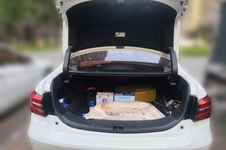 Used BYD Qin New Energy 2017 1.5T Luxury Model