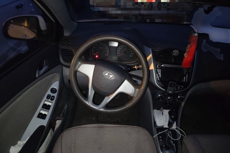 Used Hyundai Verna (older generation) 2010 Sedan 1.4L Automatic Comfort Model GS
